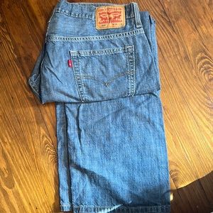 Levi’s blue jeans
